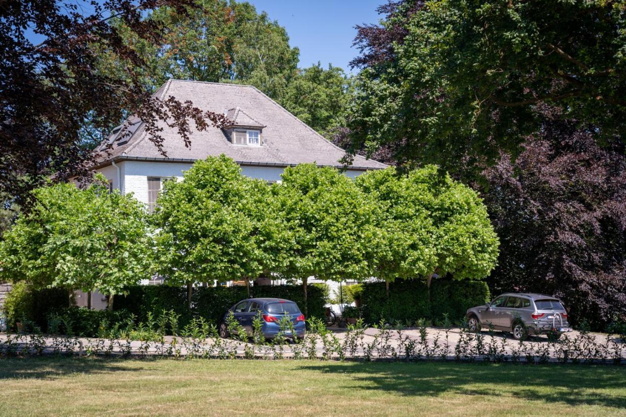 Hotel Au Nom De Dieu Dilsen Stokkem Bagian luar foto