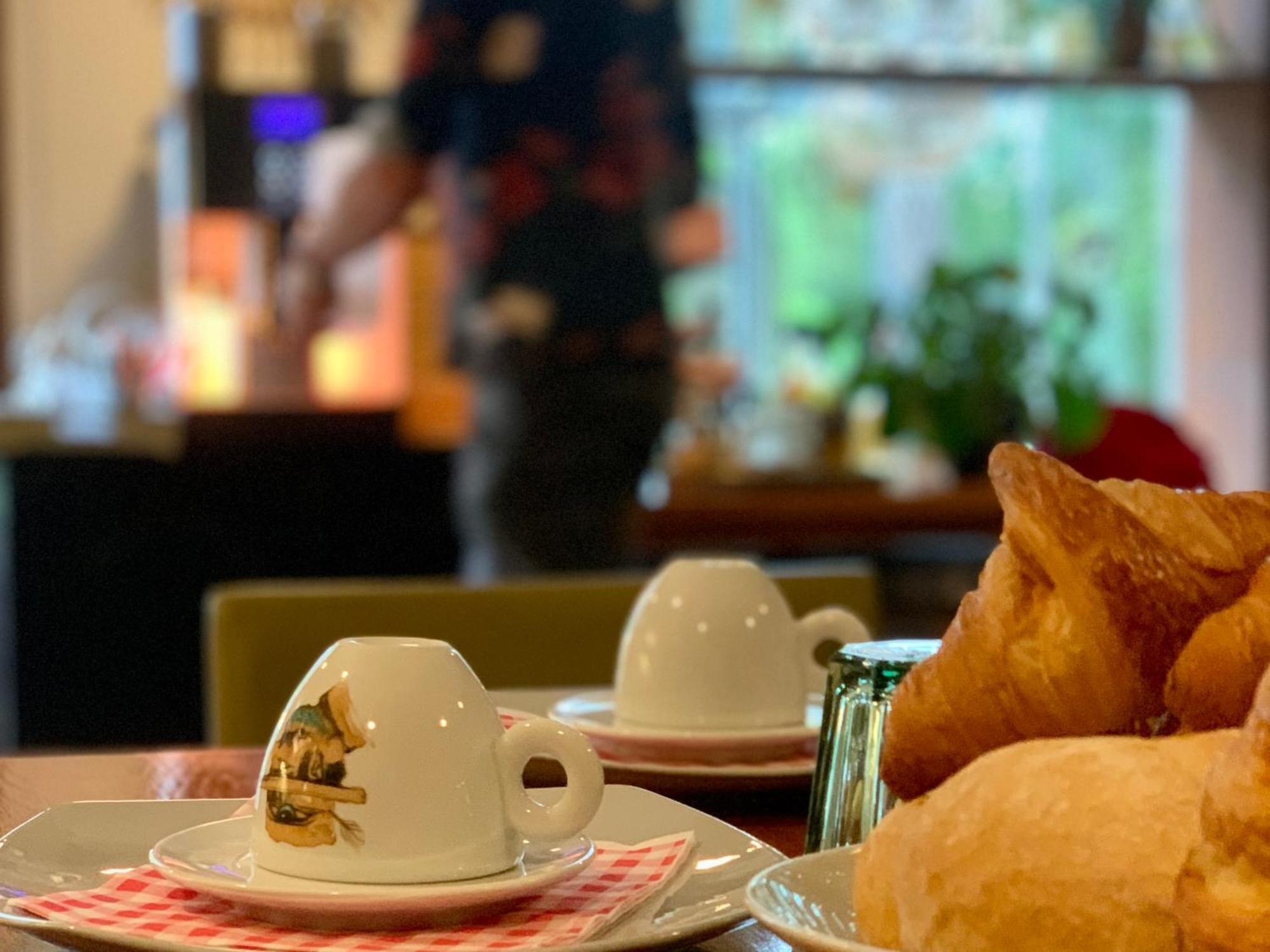 Hotel Au Nom De Dieu Dilsen Stokkem Bagian luar foto